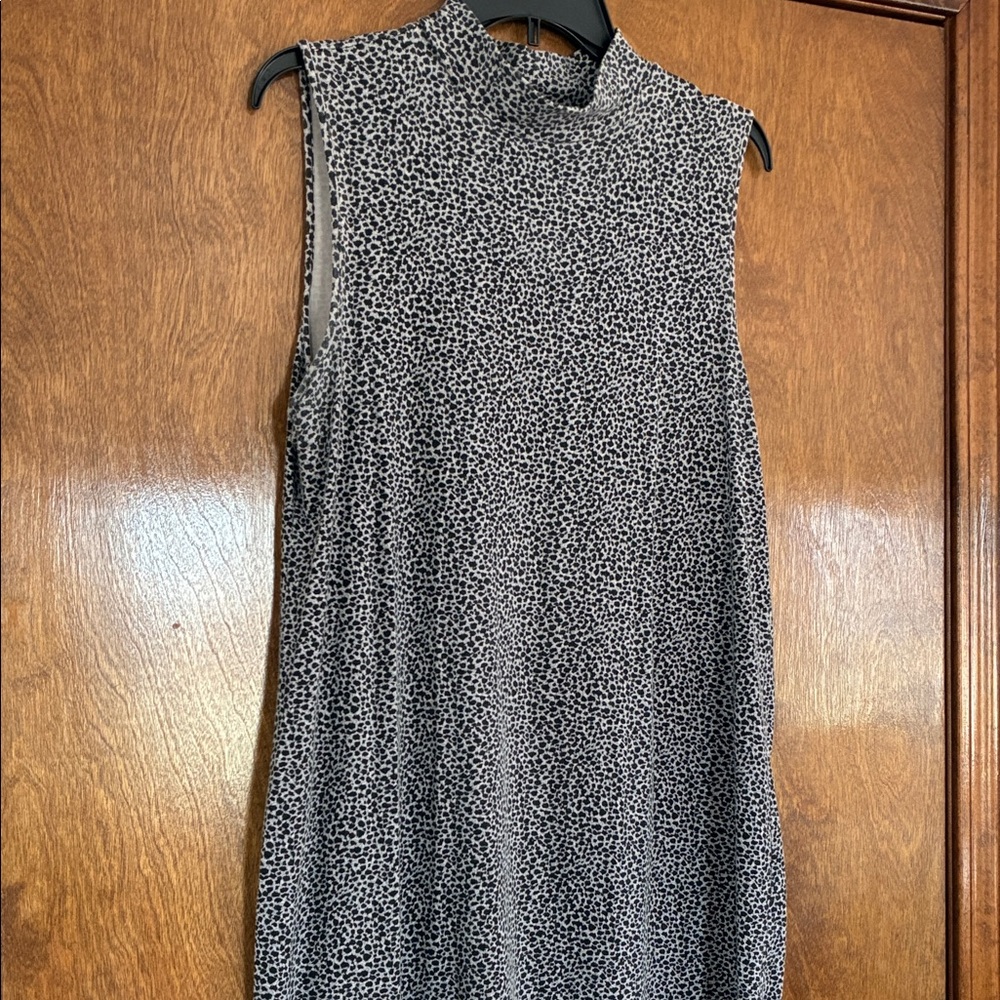 Liz Claiborne Black and Gray Patterned Midi Dress